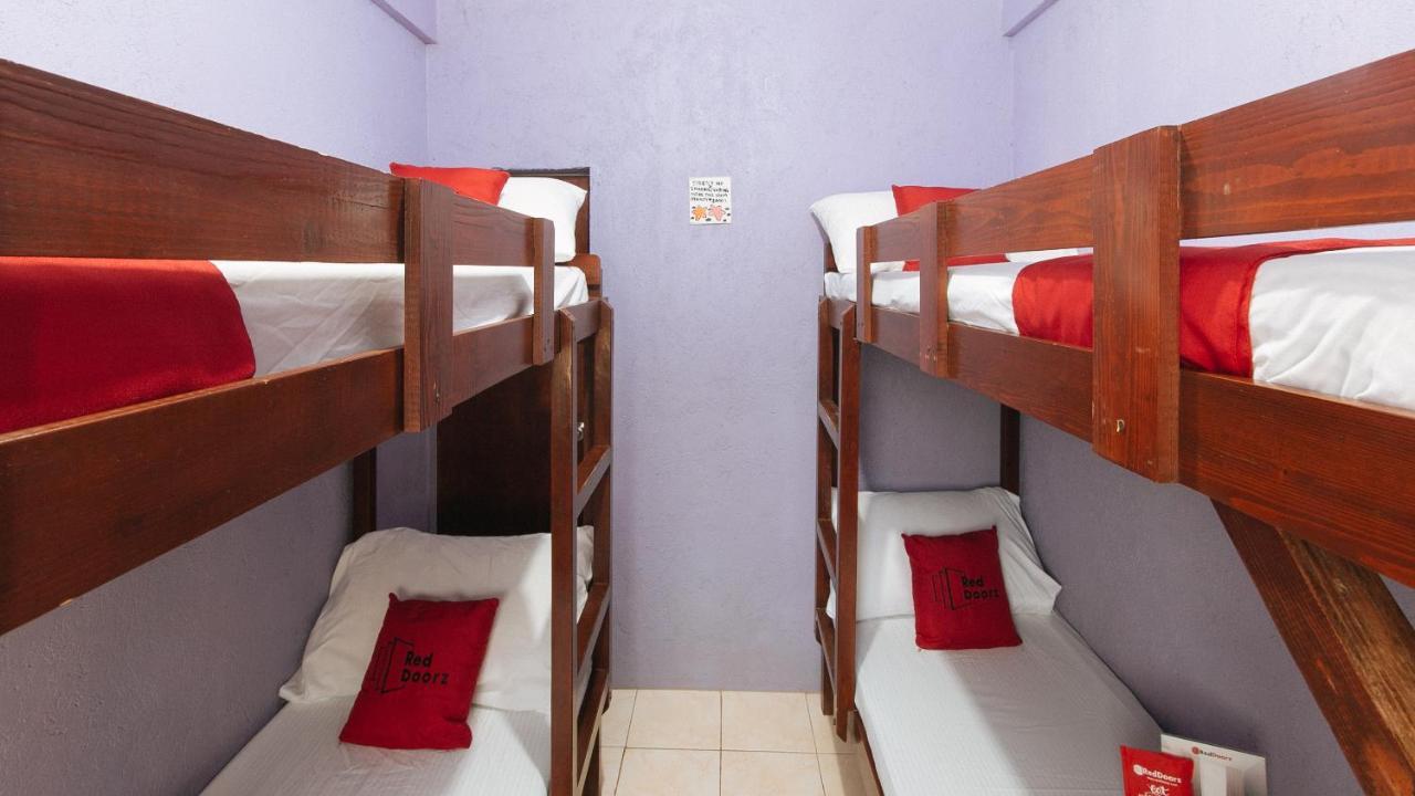 Bernwoods Extyn B&B Dormitory Iloilo Eksteriør bilde